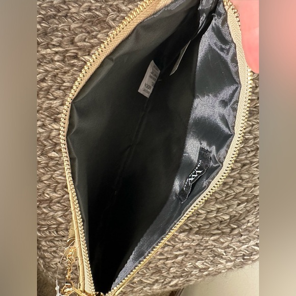 Virginia Wolf Gold Woven Clutch - Picture 2 of 2